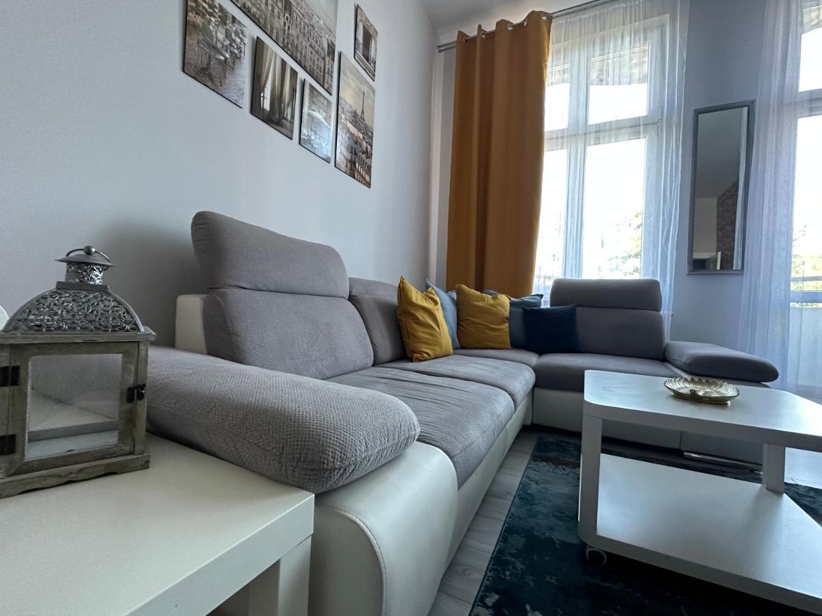 Apartament Wroclawia Exterior foto