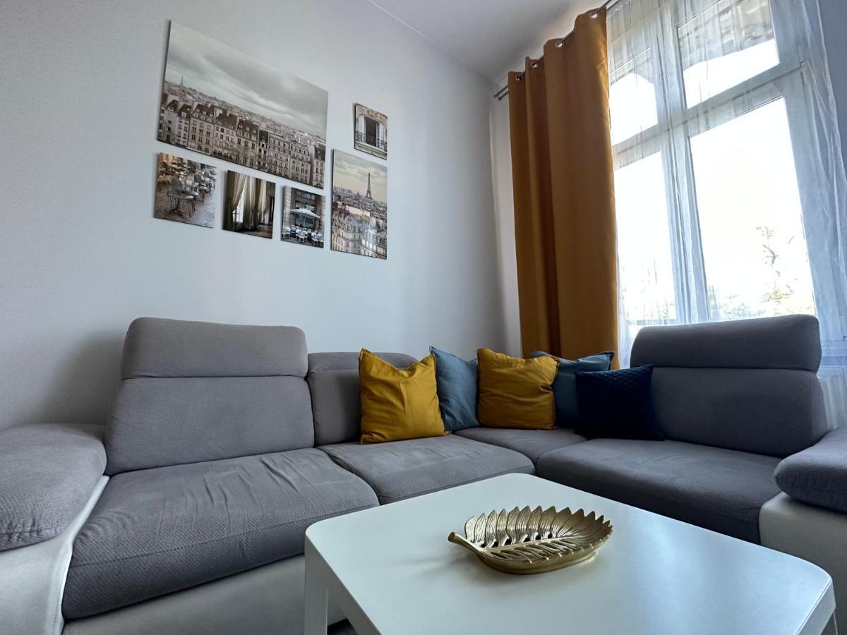 Apartament Wroclawia Exterior foto